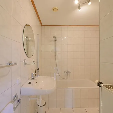 De Meerpaal - Aan Zee 度假居 *