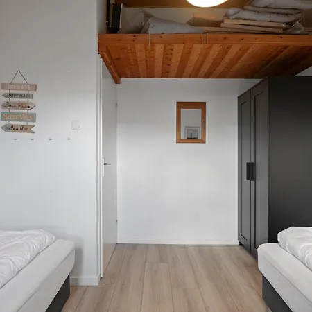 De Meerpaal - Aan Zee * 朱丽安娜多普